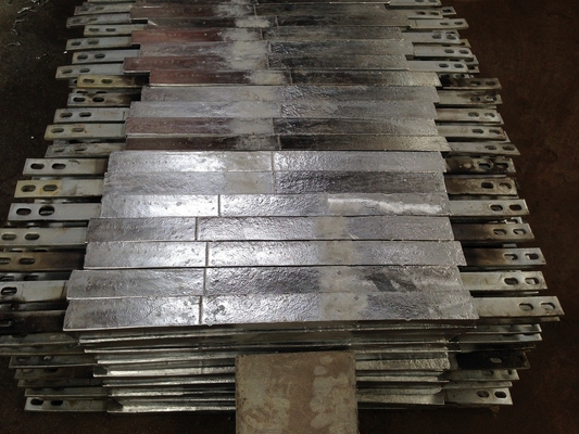 Anodes de réservoirs de ballast en aluminium avec des alliages de fer faible, de zinc d' aluminium d' indium de haute pureté