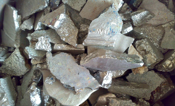 L'aluminium, le lanthane et l'alliage maîtresse 5 à 15% d'alcool pour le raffinage des grains