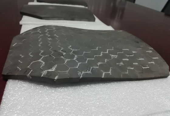 Plaque anti-balles au carbure de silicium avec une résistance élevée à la flexion et à la corrosion pour l'armure corporelle standard NIJ