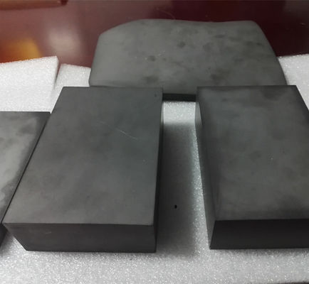 Plaque de blindage en carbure de silicium avec tolérance aux hautes températures et résistance à l'usure selon la norme NIJ IV