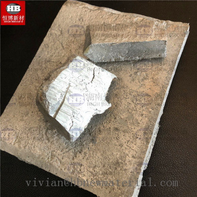 Alliage de magnésium massif gris argenté 5-30% pour additif dans la fusion