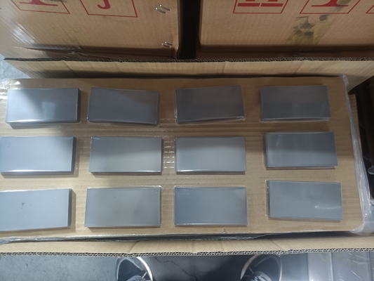 Plaques balistiques carrées de carbure de silicium et de carbure de bore pour une protection antiballes