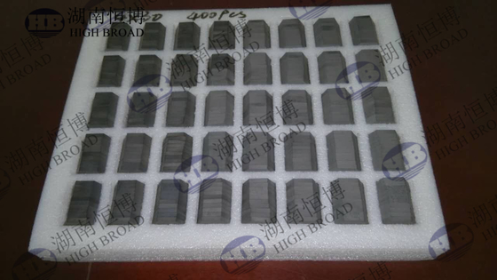Composants de gilet pare-balles en céramique technique carbure de bore, faible densité, dureté incroyable, avec une dureté Mohs d'environ 9,5