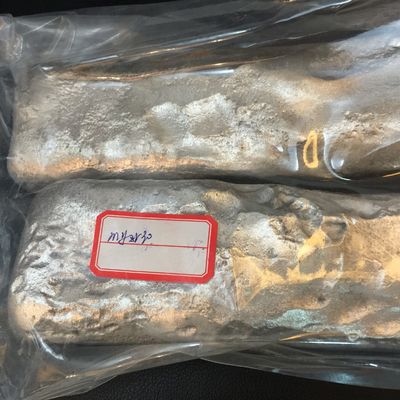 MgZr25 alliage principal de magnésium et de zirconium à 25% de zirconium pour le raffinage des grains dans un lingot de gaufre de 5 kg