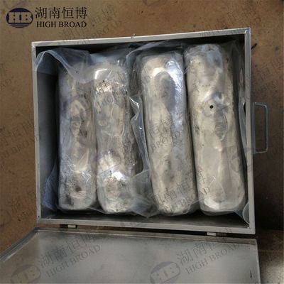 Lingot en alliage d'aluminium et de nickel AlNi10 % avec une microstructure uniforme, une composition chimique précise et une faible teneur en impuretés