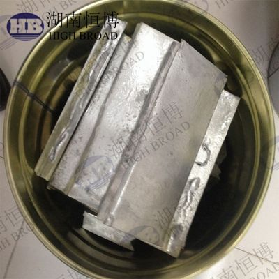 AlZn20 Alliage Ingot Aluminium Zinc Master Alliage à teneur en zinc de 20% pour le raffinage des céréales en forme d'ingot