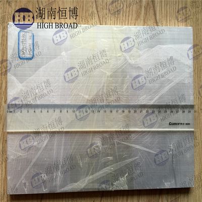 Plaque et tôle en alliage de magnésium léger résistant à la corrosion, extrudée/coulée, pour applications aérospatiales