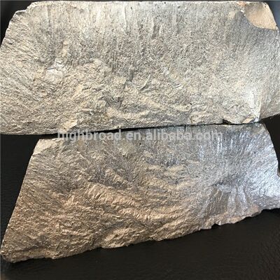 L'aluminium, le néodyme et l'alliage principal 5 à 20% de Nd pour le raffinage des grains