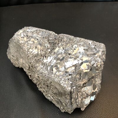 L'aluminium-cobalt AlCo5 alliage de base à 5% de co contenant des ingots pour le raffinage des grains