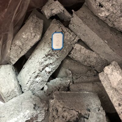L'aluminium-cobalt AlCo5 alliage de base à 5% de co contenant des ingots pour le raffinage des grains