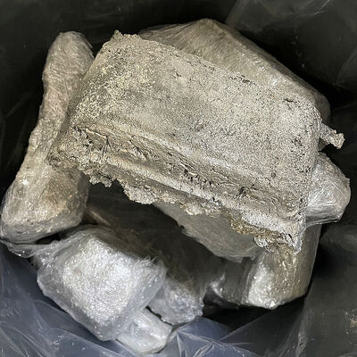 L'aluminium tungstène AlW20 alliage maître à 20% W Ingot pour le raffinage des grains