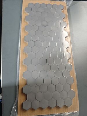Carreaux balistiques au carbure de bore - NIJ Niveau IV Ultra-léger Hexagonal 100x100mm Carreaux de frappe en céramique