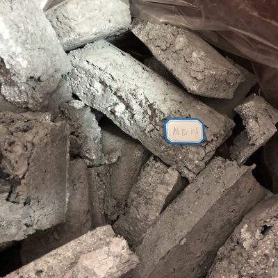 Puces d'alliage maître aluminium-étain AlSn50% pour le raffinage du grain et l'amélioration des propriétés des alliages d'aluminium