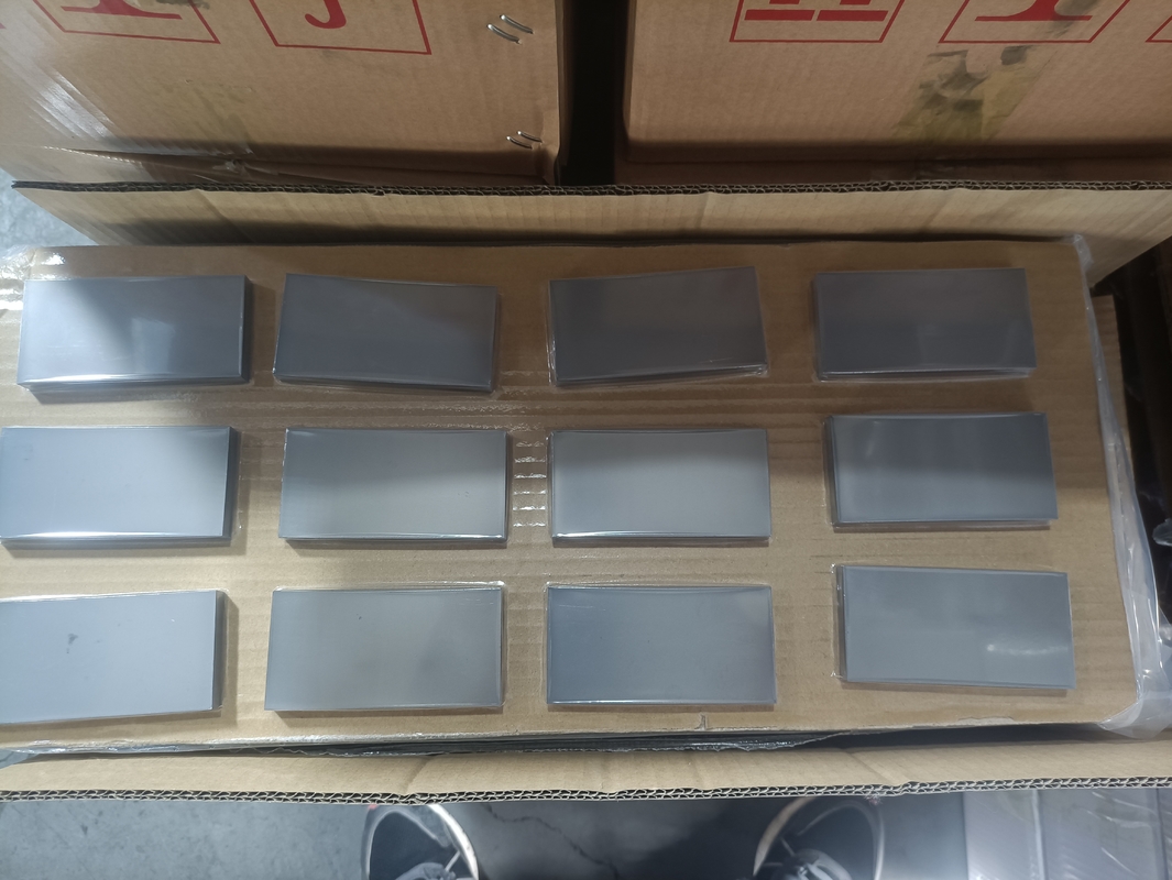 Plaques balistiques carrées de carbure de silicium et de carbure de bore pour une protection antiballes