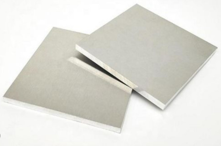 Plaque d'alliage de magnésium personnalisable pour le traitement CNC Tolérance ± 0,05 mm Résistance au rendement ≥ 140 MPa