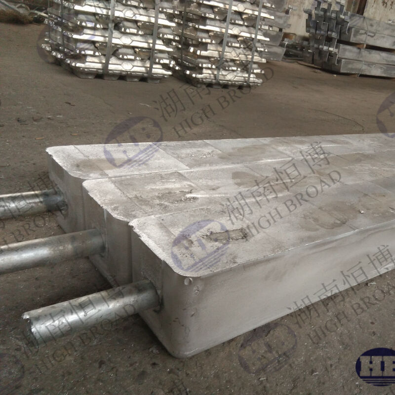 Anode sacrificielle en aluminium Al-Zn-In-Cd à haut rendement pour la prévention de la corrosion dans les coques des navires