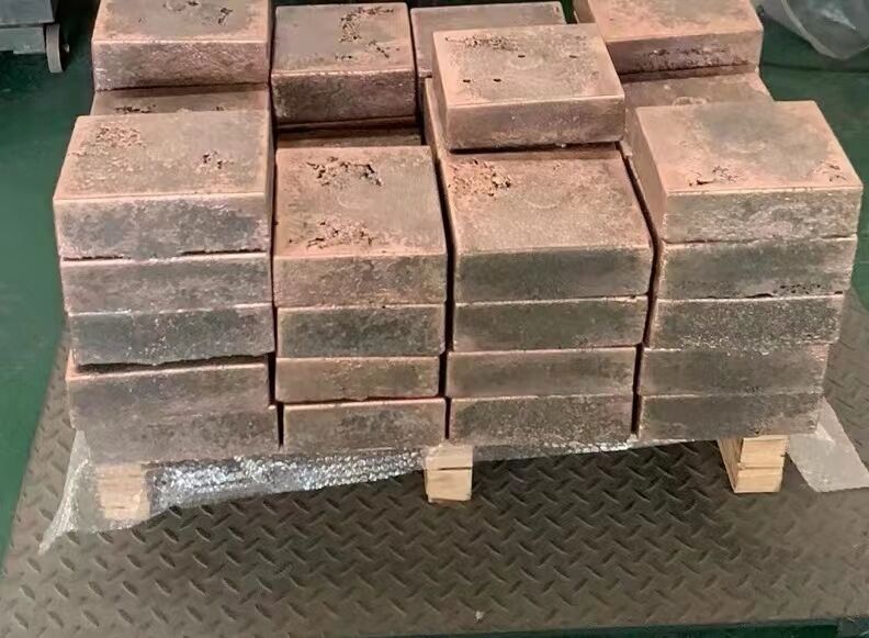 CuSi15 Alliage mère de silicium avec une teneur en silicium de 14,0-16,0 % pour le raffinage de grain d'aluminium de haute pureté